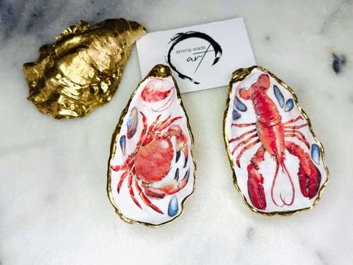 Hand gilded oyster - hand-gilded, shell