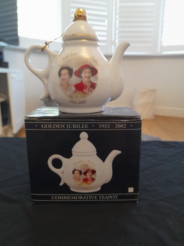 China commemorative teapot - a,