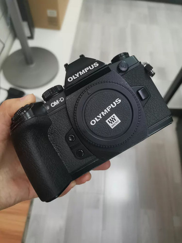 Olympus 16 3mp - om-d, black