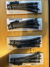 Hornby R612  left Hand Points
