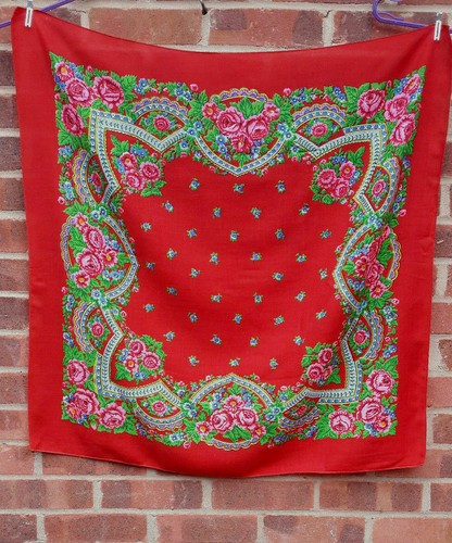 Vintage russian wool floral - vintage,