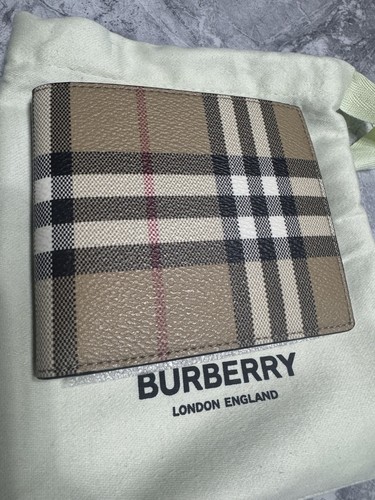 Burberry wallet - burberry,