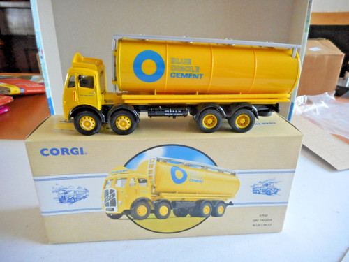 Corgi 97930 erf tanker - erf,