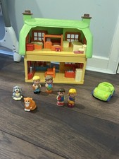 ELC Happyland Rose Cottage