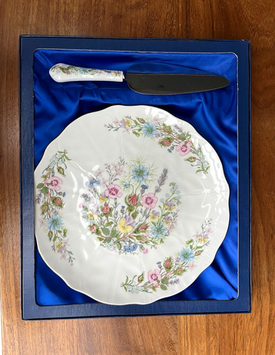 Aynsley bone china floral - bone,