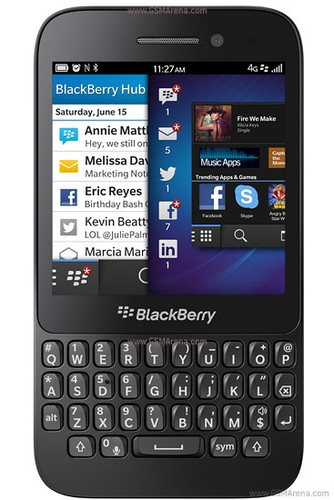 Sealed boxed blackberry 8gb - q5,