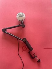 Blue Snowball Microphone in Great Quality w/ NZXT Mini Microphone Arm & Clamp