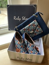 Beautiful Ruby Shoes Teal and