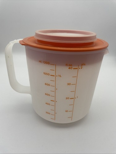Vintage tupperware jug - jug, lid