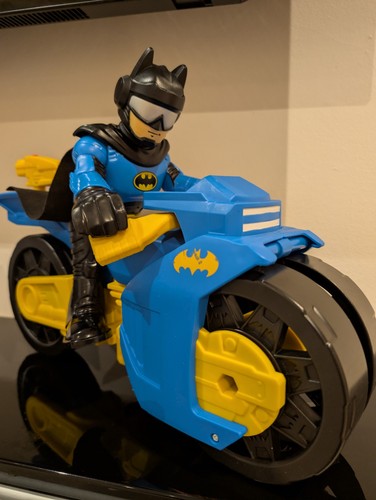 Imaginext batcycle and - imaginext,