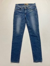 Levi demi curve - demi,