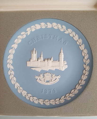 Vintage large 1974 wedgwood - large,