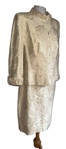 Caroline charles pale gold - charles,