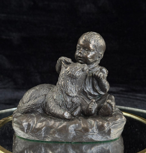 Vintage bronze signed - signed, baby