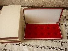 4 Deluxe red velvet Half Gold