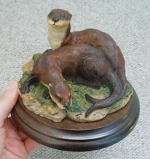 Country Artists otters on