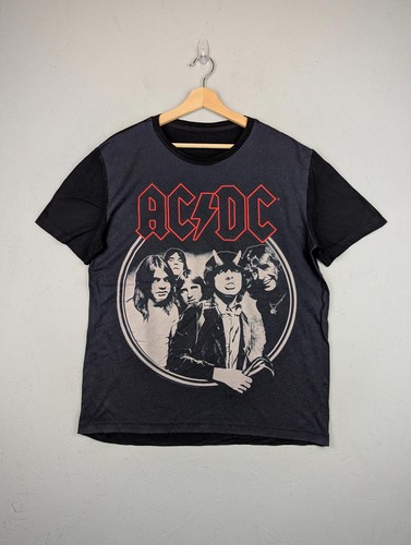 Band shirt size l - ac/dc,