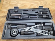 Kent Moore/ Robinair 10500 AC GM Air Conditioner/compressor service tools 