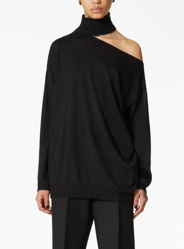 Valentino black cut - out, roll