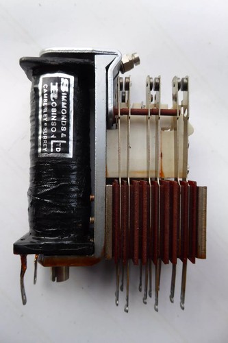 Vintage racal military radio - military,