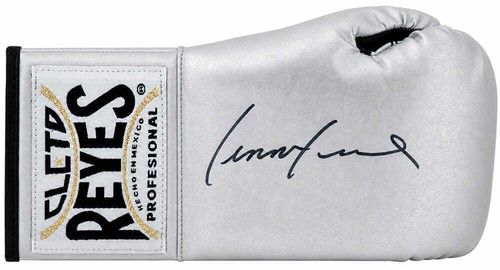 Lennox lewis signed - signed, clete
