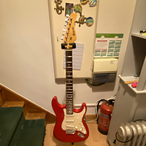 Shine red solid - red, body