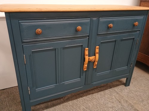 Ercol windsor 331 credenza - ercol,