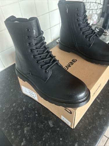 Martin style airwear boots - style,
