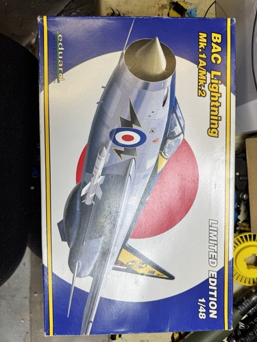 Eduard lightning - 1/48, ee