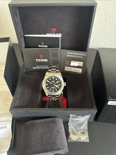 Tudor black bay pro - pro, box