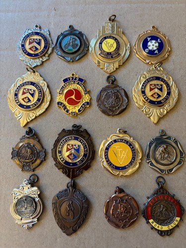 Joblot collection x - 16,