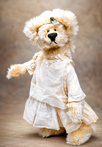 Artistan teddy bear artist - bear,