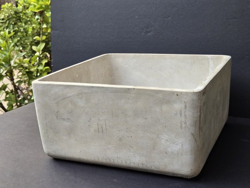Square heavy planter pot - square,