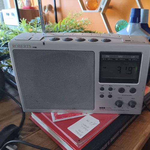 Roberts pll digital radio r983 - roberts,