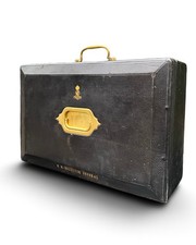 Antique Royal Edward VII solicitor general Government Black Leather Despatch Box