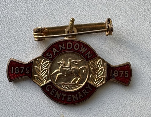 Sandown park club 1975 - club,