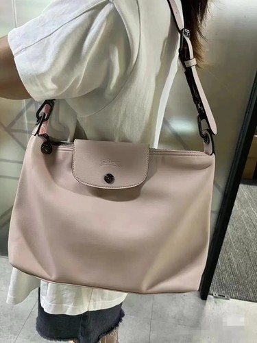 Longchamp medium hobo shoulder - longchamp,