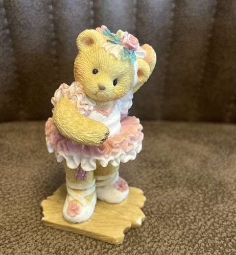Cherished teddies figurine - teddies,