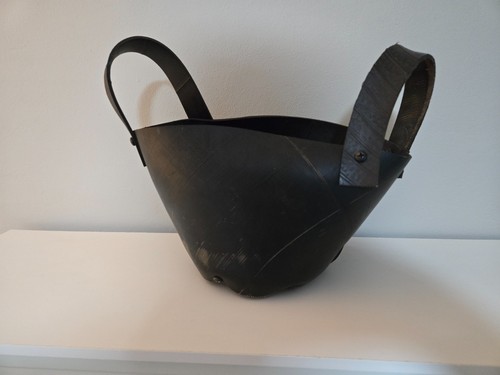 Recycled rubber tire - recycled, /