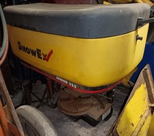 Snowex Gritter