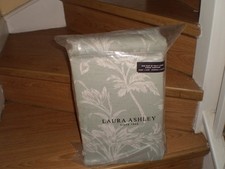 Laura ashley lloyd - laura,