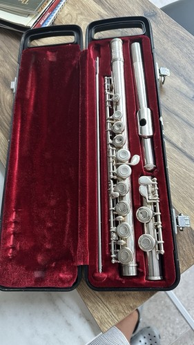 Yamaha yfl 221s concert flute - yamaha,