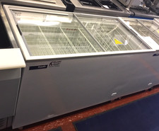 Prodis Vista NV3 Sliding Lid 1.3 Meter Display Chest Freezer  410 Litre Catering