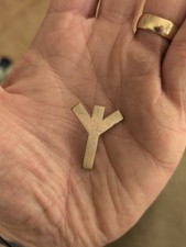 Algiz Rune Pin Badge Pagan Wicca Nordic