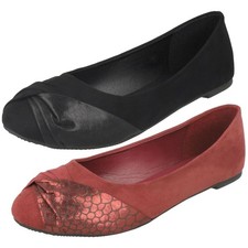 Ladies Spot On Slip On Flat Shoes F8R0282