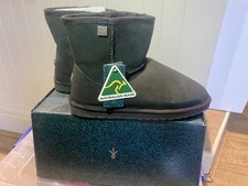 EMU Australia Platinum Stinger