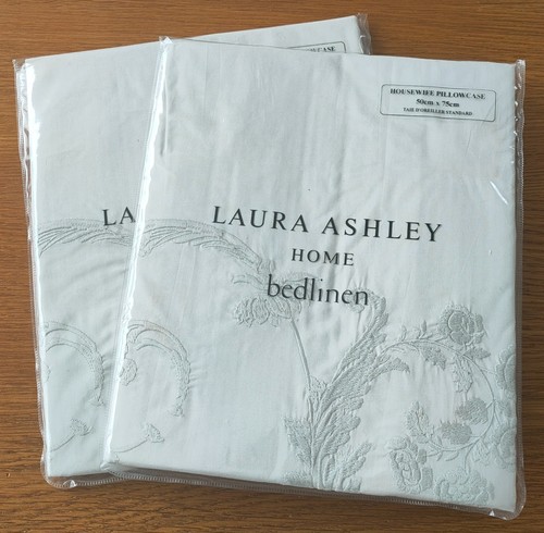 Laura ashley josette - laura, x