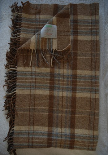 Dunelm wool caramel - 70%, brown