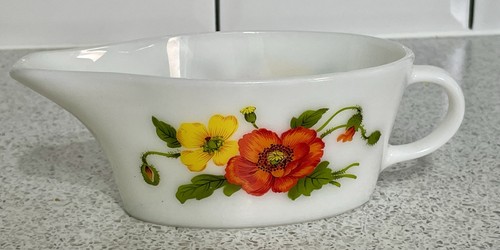 Jaj pyrex jobling milk glass - jaj,