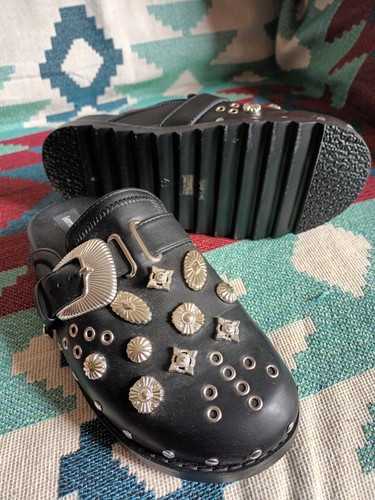 Studded cloggs - studded,